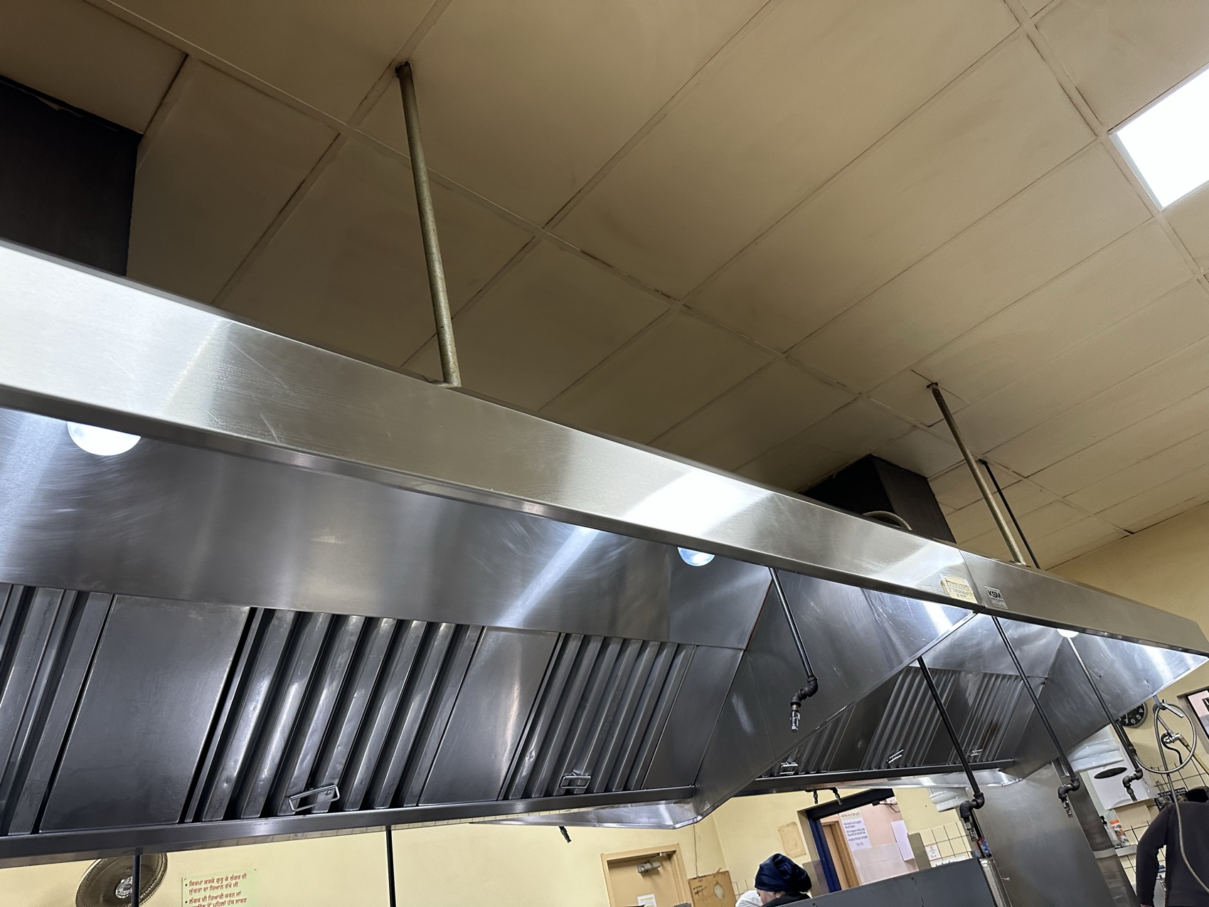 Cleaned commercial exhaust vent